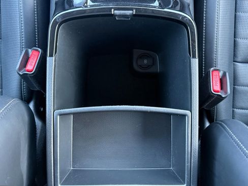 Used 2022 Kia Telluride SX w/ SX Prestige Package image 51