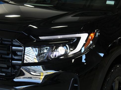 Certified 2026 Honda Ridgeline Black Edition image 2