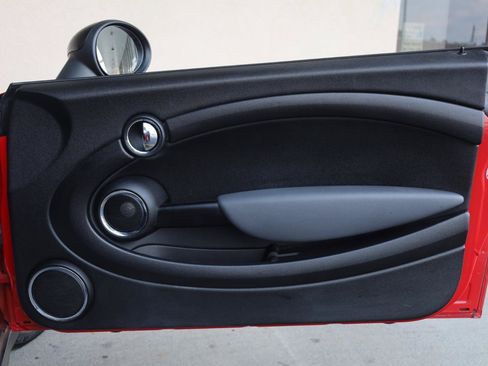 Used 2011 MINI Cooper Hardtop FWD image 18