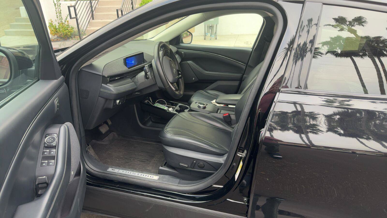 Used 2021 Ford Mustang Mach-E Premium RWD image 5