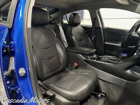 Used 2017 Chevrolet Volt Premier image 13