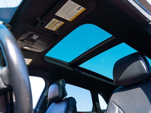 Used 2018 Lincoln MKC Reserve image 38