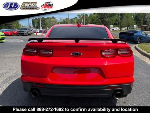 Used 2021 Chevrolet Camaro LT RWD image 6