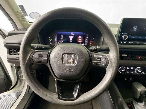 Used 2024 Honda Accord EX image 17