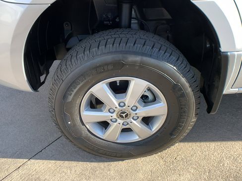 Used 2022 Mercedes-Benz Sprinter 2500 image 9