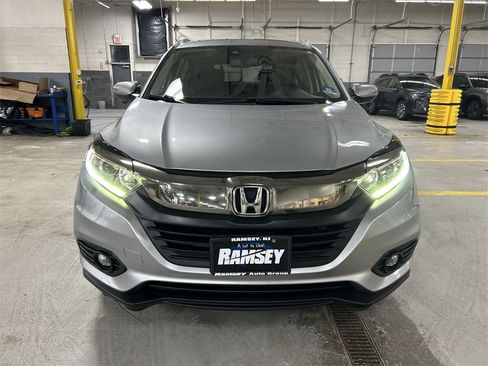 Used 2019 Honda HR-V EX-L image 3