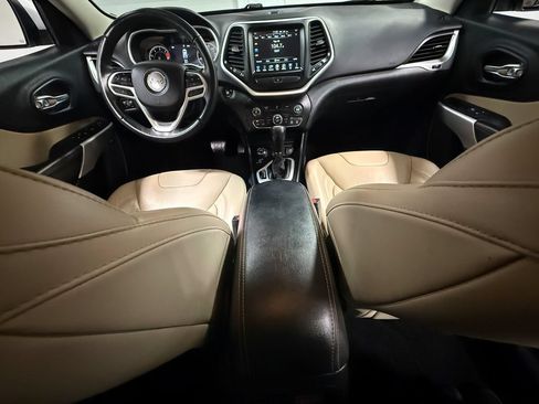 Used 2017 Jeep Cherokee Limited AWD/4WD image 70