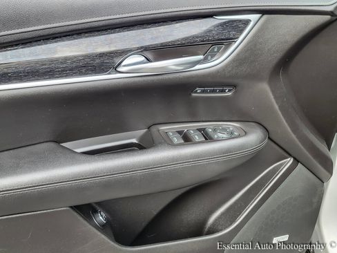 Used 2020 Cadillac XT5 Premium Luxury image 16