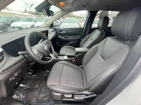 Used 2025 Buick Encore GX Preferred image 24
