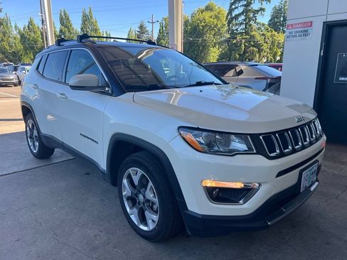 Used 2017 Jeep Compass Limited AWD/4WD image 1