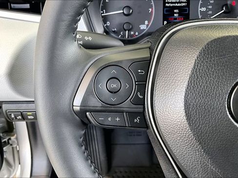 Used 2025 Toyota Corolla SE FWD image 10