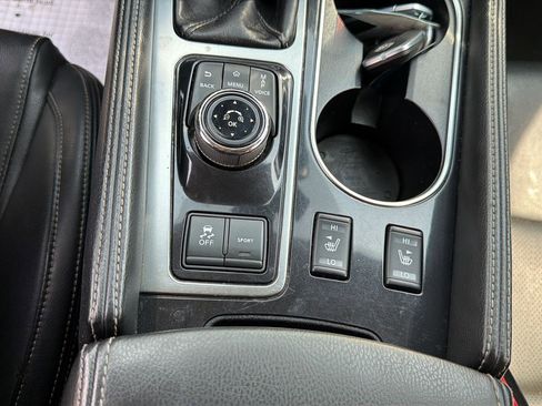 Used 2021 Nissan Maxima 3.5 SV w/ Floor Mat Group image 16