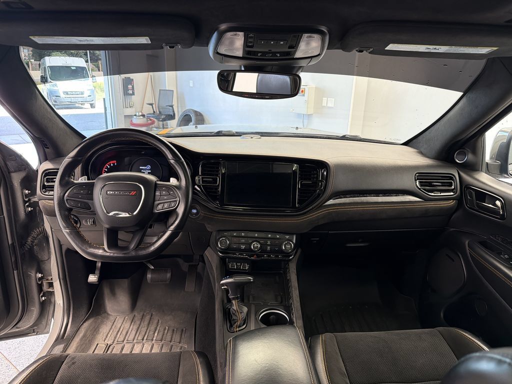 Used 2022 Dodge Durango R/T w/ Hemi Orange Plus Package AWD/4WD image 6