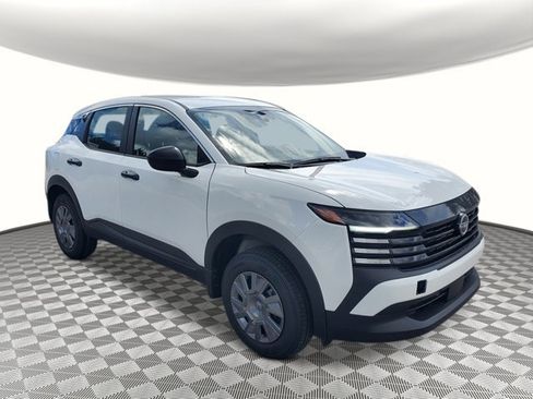 New 2026 Nissan Kicks S image 7