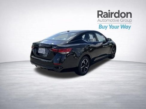 Used 2024 Nissan Sentra SV FWD image 7