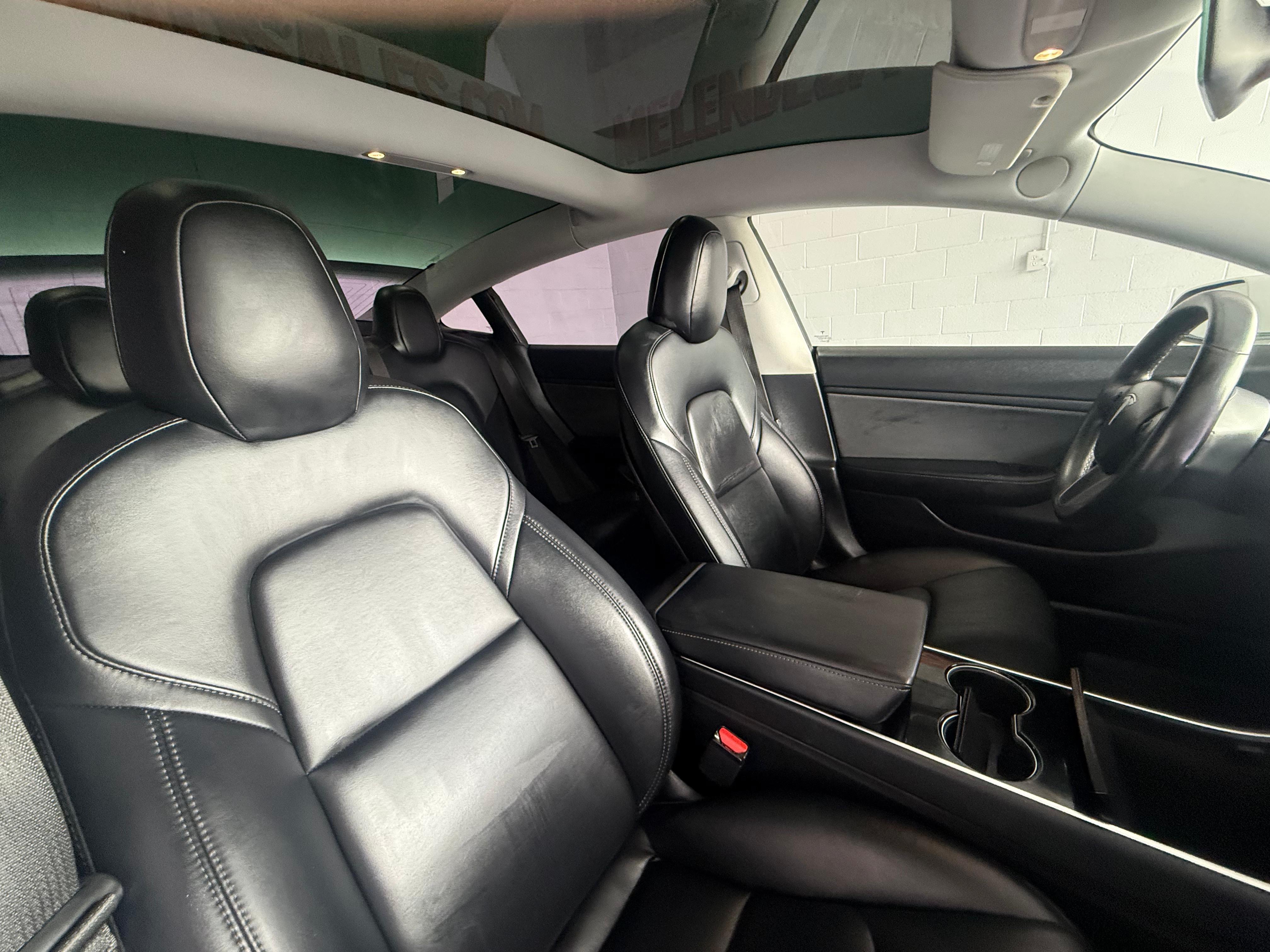 Used 2018 Tesla Model 3 Mid Range RWD image 14