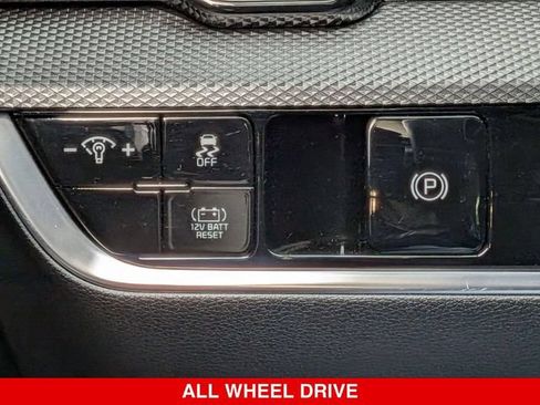 Used 2023 Kia Sportage LX AWD/4WD image 18