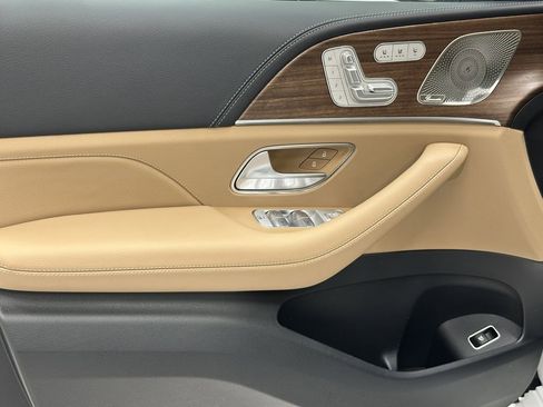 New 2026 Mercedes-Benz GLE 580 GLE 580 image 10