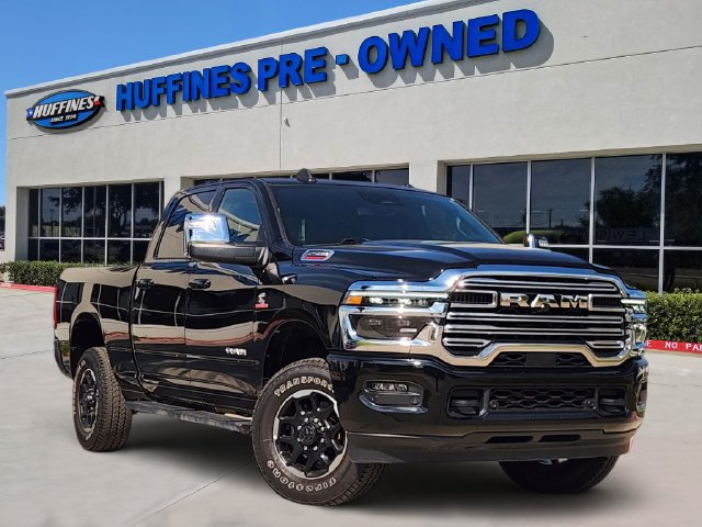 Used 2026 RAM 2500 Laramie AWD/4WD image 1