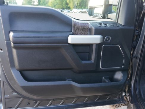 Used 2019 Ford F250 Lariat AWD/4WD image 23
