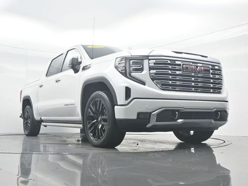 Used 2022 GMC Sierra 1500 Denali w/ Denali Reserve Package RWD image 33