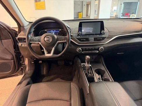 Used 2026 Nissan Altima 2.5 SV FWD image 33