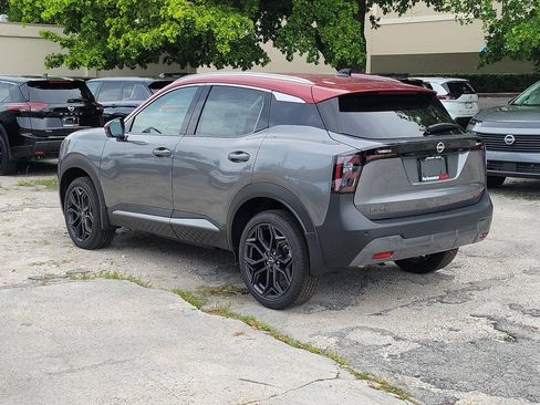 New 2026 Nissan Kicks SR FWD image 6