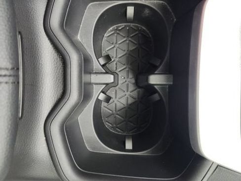 Used 2023 Toyota RAV4 XLE Premium FWD image 64