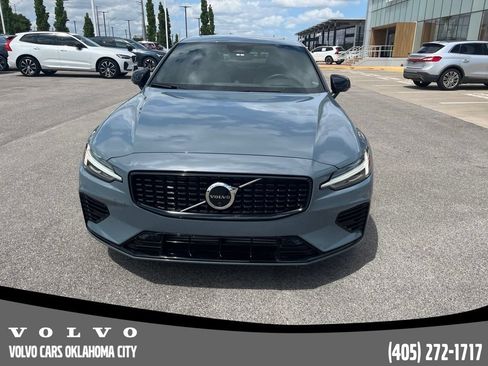 Used 2024 Volvo S60 T8 Ultimate AWD/4WD image 2