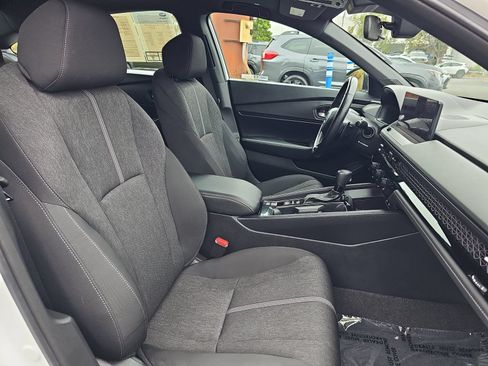 Used 2023 Honda Accord Sport image 10