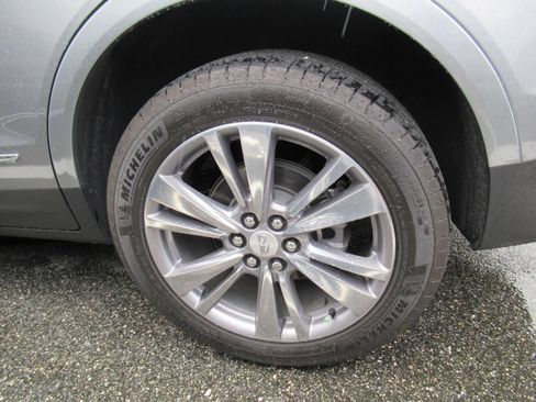 Used 2024 Cadillac XT5 Premium Luxury w/ Technology Package FWD image 5