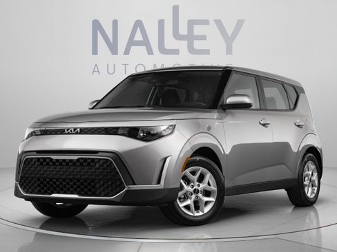 Used 2025 Kia Soul LX w/ LX Technology Package FWD image 1