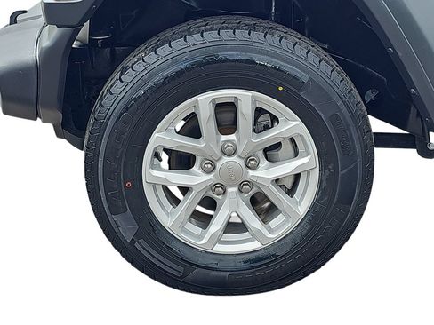 Used 2023 Jeep Wrangler Unlimited Sport AWD/4WD image 30