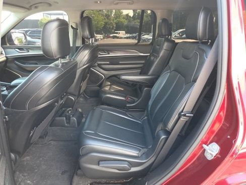 Used 2021 Jeep Grand Cherokee L Limited AWD/4WD image 5