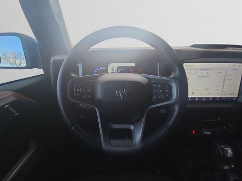 Used 2022 Ford Bronco Outer Banks image 14