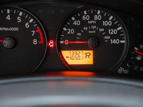 Used 2021 Nissan Frontier SV RWD image 35