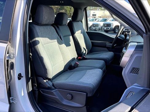 Used 2023 Ford F150 XLT image 7