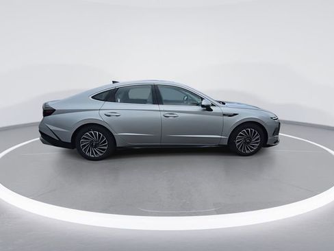 New 2025 Hyundai Sonata SEL FWD image 9