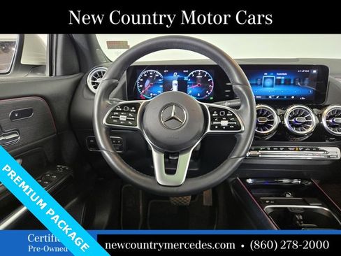 Certified 2022 Mercedes-Benz GLA 250 4MATIC image 21