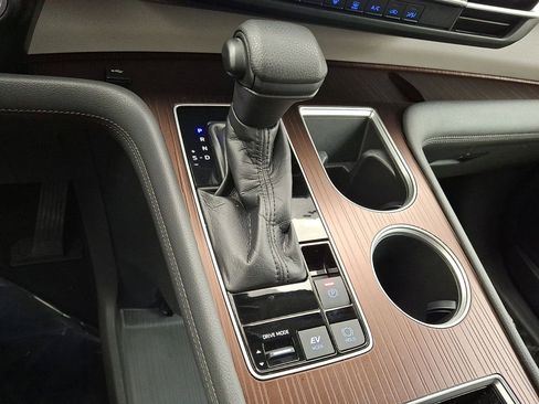 Used 2021 Toyota Sienna LE image 12