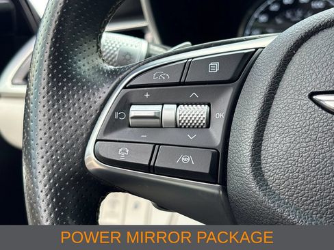 Used 2024 Genesis G70 2.5T RWD image 12