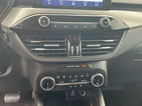Used 2022 Ford Escape SEL AWD/4WD image 21
