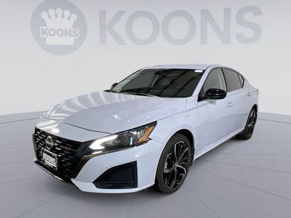 Used 2024 Nissan Altima 2.5 SR