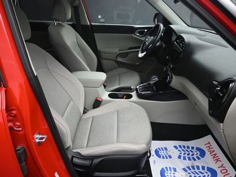 Certified 2023 Kia Soul EX image 37