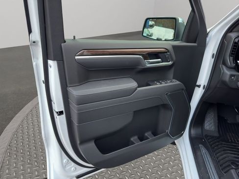 New 2026 Chevrolet Silverado 1500 LT image 27