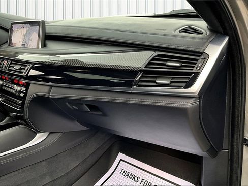 Used 2018 BMW X6 M image 26