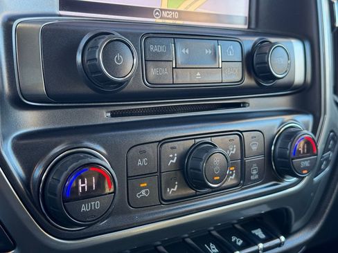 Used 2019 Chevrolet Silverado 2500 LTZ w/ Duramax Plus Package image 34