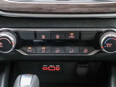 Used 2024 Nissan Altima 2.5 SV image 13