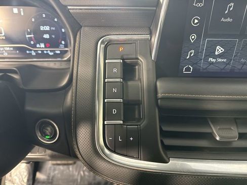 Used 2022 GMC Yukon AT4 image 18