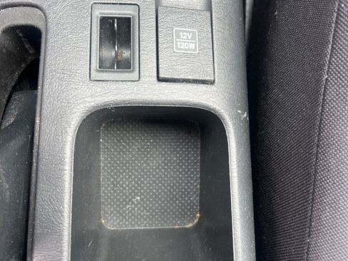 Used 2004 Toyota RAV4 4WD image 34